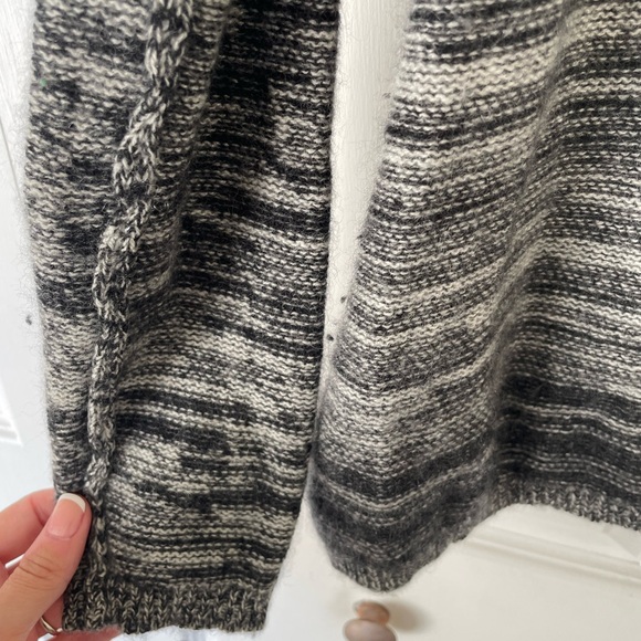Women's Saffron Black and Gray Cashmere Sweater- Medium - Picture 3 of 10